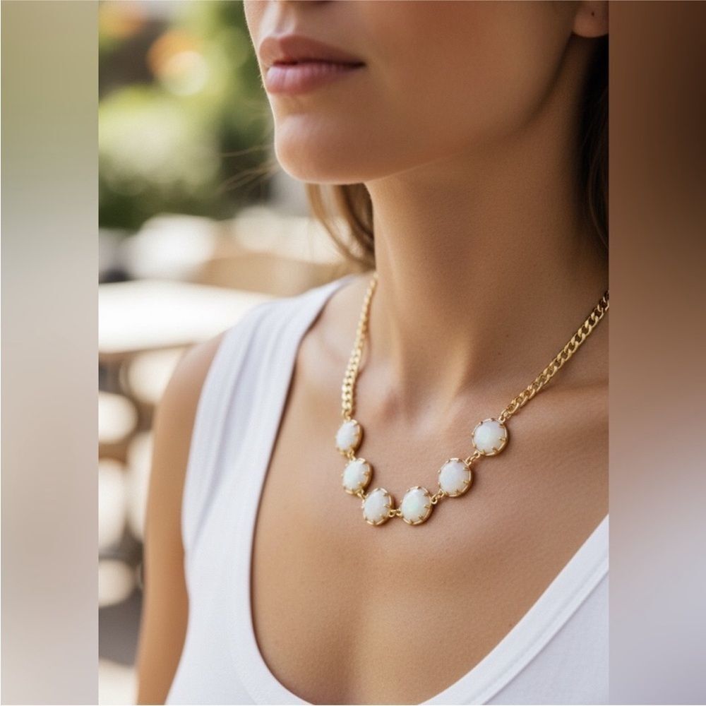 Elegant Gold and White Necklace